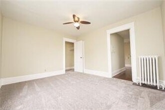 554 Creedmore Ave in Barberton, OH - Building Photo - Building Photo