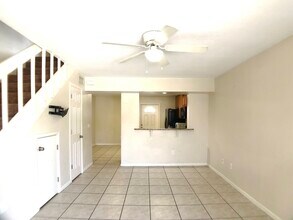 12326 Fox Hound Ct in Orlando, FL - Building Photo - Building Photo