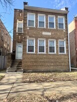 1748 N Austin Ave in Chicago, IL - Building Photo