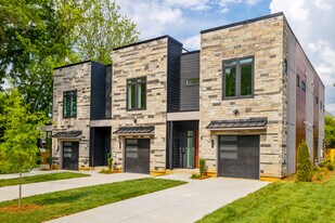 4709 Walden Ct in Charlotte, NC - Building Photo