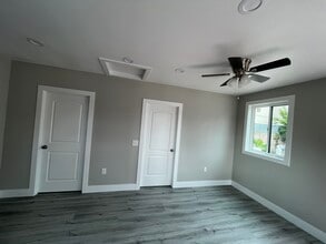 9411 Burke St, Unit 9411 1.2 in Pico Rivera, CA - Foto de edificio - Building Photo