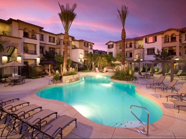 Wyngate Apartments in Surprise, AZ - Building Photo