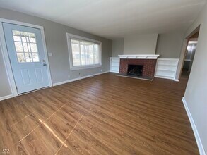 1745 N Lesley Ave in Indianapolis, IN - Building Photo - Building Photo