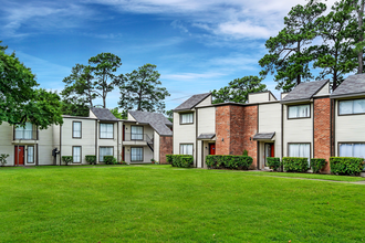 Aspen Apartments in Houston, TX - Building Photo - Building Photo