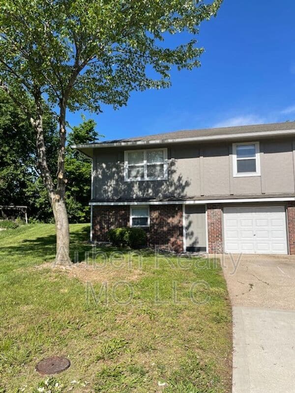 property at 409 NE Westwind Dr