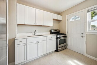 5053 11th St NE in Washington, DC - Building Photo - Building Photo