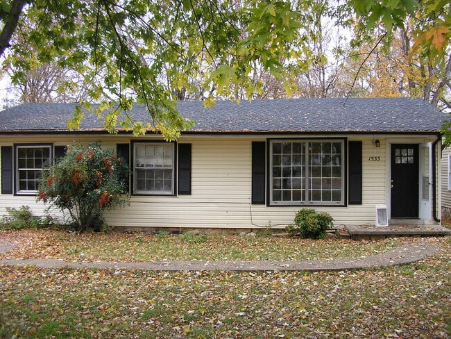 property at 1533 N Sunrise Dr