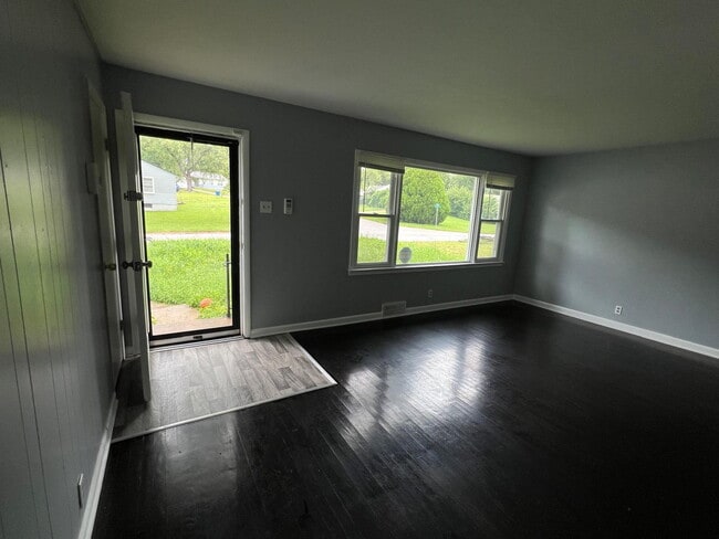 9112 Bel Cour Dr in St. Louis, MO - Building Photo - Building Photo