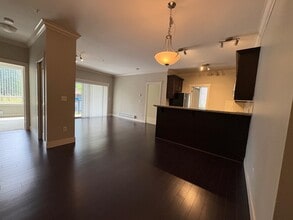 15368-17A 17a Ave in Surrey, BC - Building Photo - Building Photo