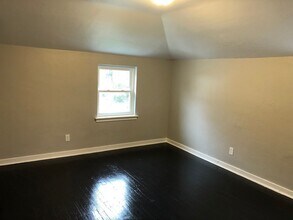 1567 Clark St in Pittsburgh, PA - Building Photo - Building Photo