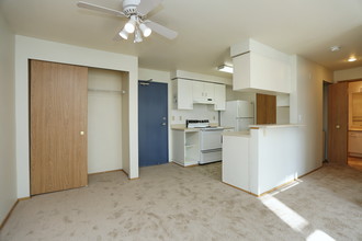 Northbrook Place Apartments in Seattle, WA - Building Photo - Interior Photo