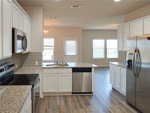 636 Donegal Ln in Georgetown, TX - Building Photo - Building Photo