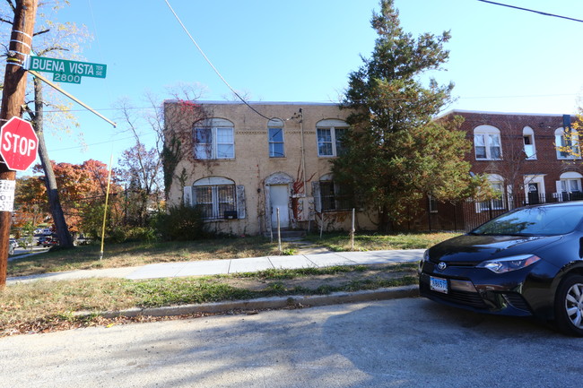 2800 Buena Vista Ter SE in Washington, DC - Building Photo - Building Photo