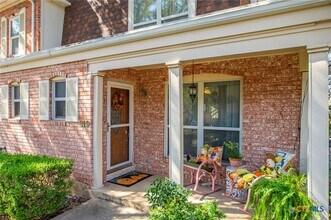 619 Strings Dr in San Antonio, TX - Building Photo - Building Photo