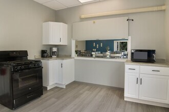 892 Calla Lilly Ln in Traverse City, MI - Foto de edificio - Building Photo