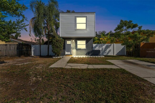 property at 8737 N Tangerine Pl