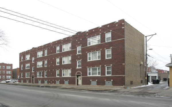 1114-1120 W 83rd St in Chicago, IL - Building Photo