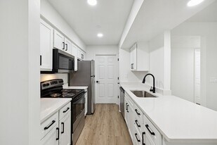 Kennedys Landing in Cincinnati, OH - Building Photo