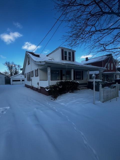 826 Roxbury Ave in Youngstown, OH - Building Photo