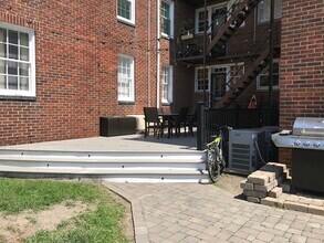 821 Brandon Ave, Unit #2 in Norfolk, VA - Building Photo - Building Photo