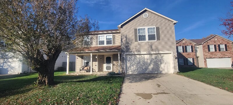 14302 Holly Berry Cir in Fishers, IN - Building Photo