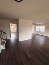 619 Belair Ct in Carol Stream, IL - Foto de edificio - Building Photo