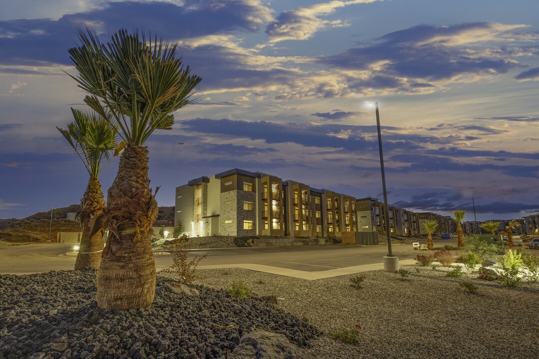 Grandview Apartments in Saint George, UT - Building Photo