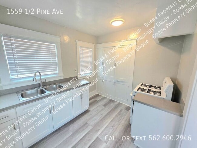 property at 1559 1/2 Pine Ave