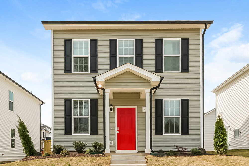 44 Rosemary St in Clayton, NC - Building Photo