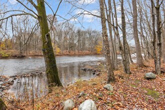 1701 Farmington Ave in Farmington, CT - Building Photo - Building Photo