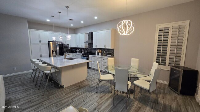 17591 W Dahlia Dr in Surprise, AZ - Building Photo - Building Photo