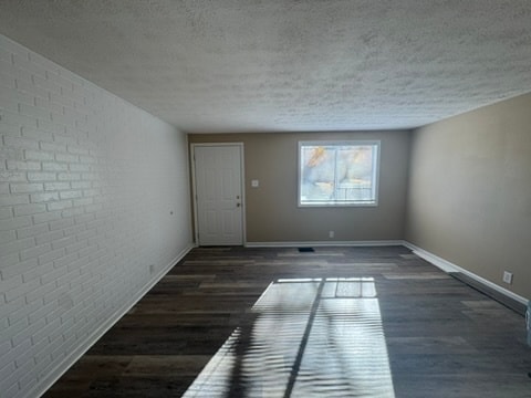 907 Dover Dr in South Bend, IN - Building Photo - Building Photo