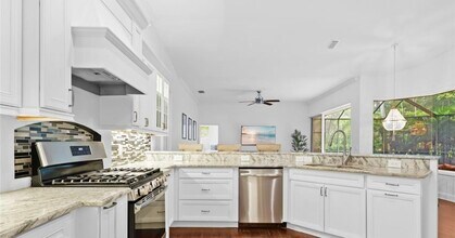 6839 Turnberry Isle Ct in Lakewood Ranch, FL - Building Photo - Building Photo