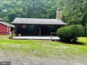 19324 Mountain Spring Ln in Leesburg, VA - Building Photo - Building Photo
