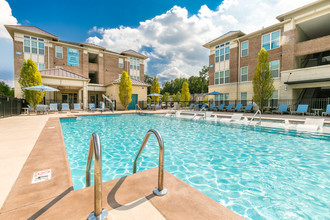 1701 North Apartments in Chapel Hill, NC - Building Photo - Building Photo