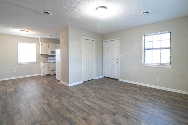 property at 9-409 Thompsonville Ln