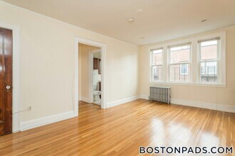 138 Highland Ave in Somerville, MA - Building Photo - Building Photo