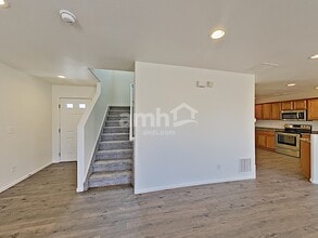 816 Ponderosa Ln in Lochbuie, CO - Building Photo - Building Photo