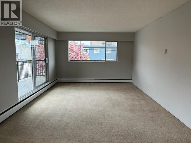 property at 11933-11223 223 St