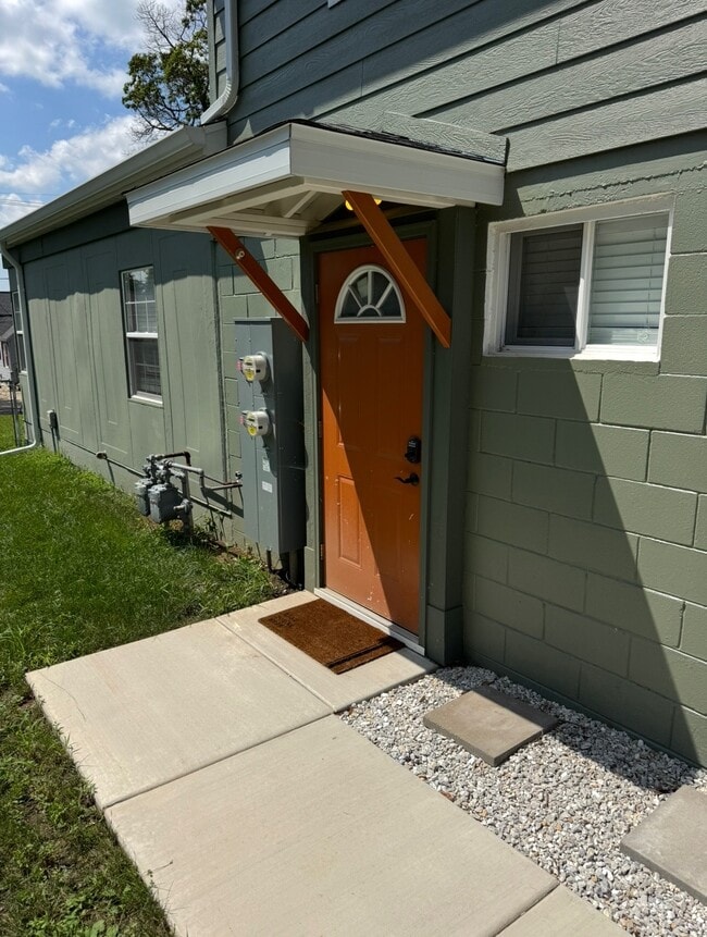 1107 E Glen Ave in Peoria Heights, IL - Foto de edificio - Building Photo