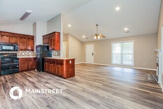 103 Bennington Dr in Stanley, NC - Building Photo - Building Photo