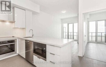 20-4420 Shore Breeze Dr in Toronto, ON - Building Photo - Building Photo