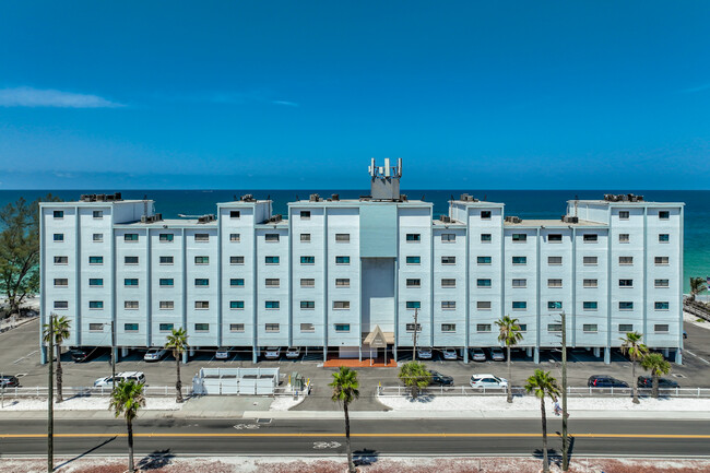 Sunset Chateau in Treasure Island, FL - Building Photo - Building Photo