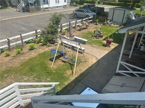 115 High St in Bristol, CT - Building Photo - Building Photo