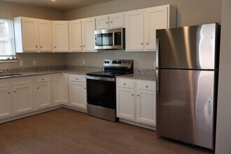 1328 Seals St in Alma, AR - Building Photo - Building Photo