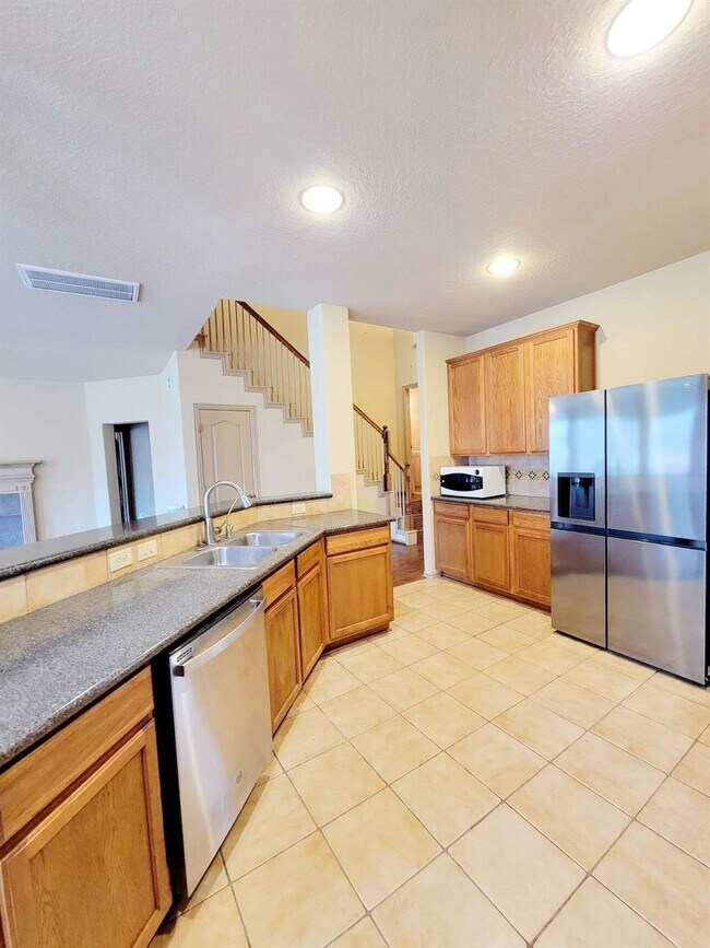 23147 Enchanted Cactus Dr