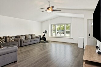 2106 Carey Pl in Nampa, ID - Building Photo - Building Photo