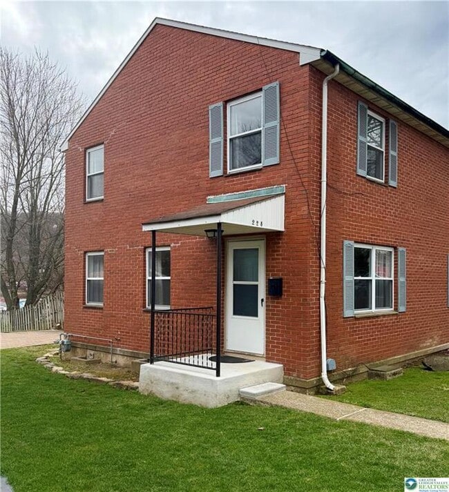 property at 228 Palmer St