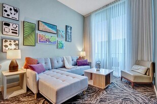 4111 S Ocean Dr, Unit ID1384005P in Hollywood, FL - Building Photo