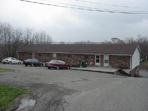 611 Haymore St in Mount Airy, NC - Building Photo